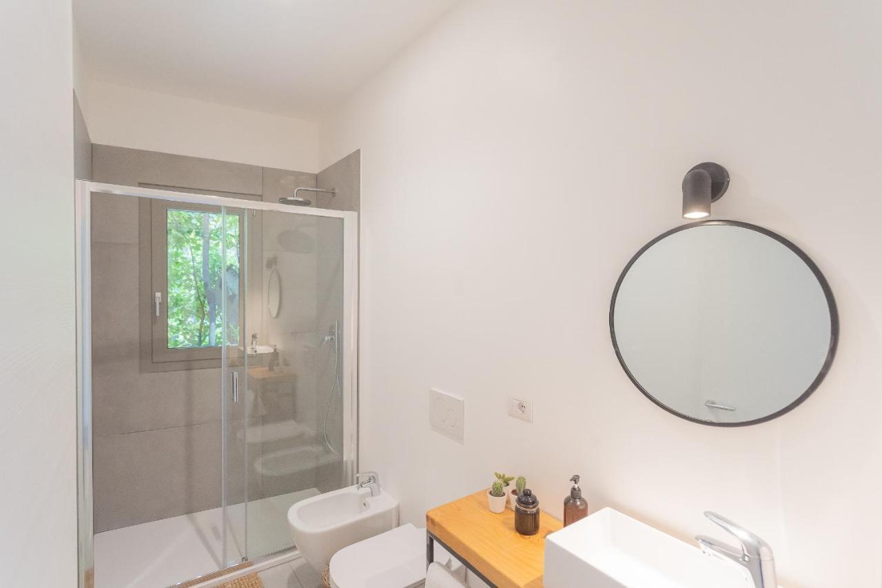 Ginepro & Salvia Apartments In Como By Rent All Como Eksteriør bilde