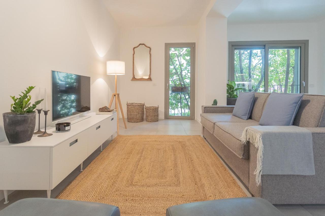 Ginepro & Salvia Apartments In Como By Rent All Como Eksteriør bilde